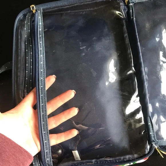 Makeup / Toiletries Travel Bag / Case - Picture 8 of 8